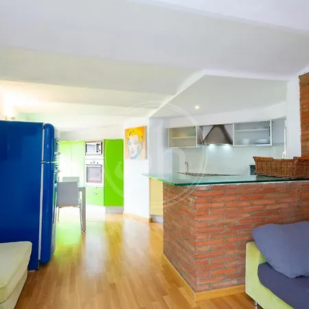 Apartamento Con Terraza En Eixample Barcelona Exterior photo