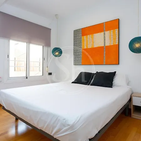 Apartamento Con Terraza En Eixample Barcelona Exterior photo