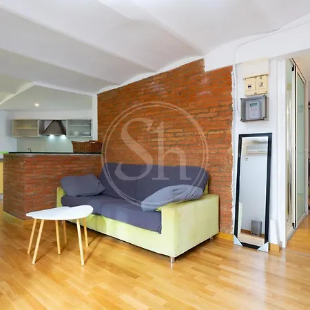 Apartamento Con Terraza En Eixample Barcelona Exterior photo