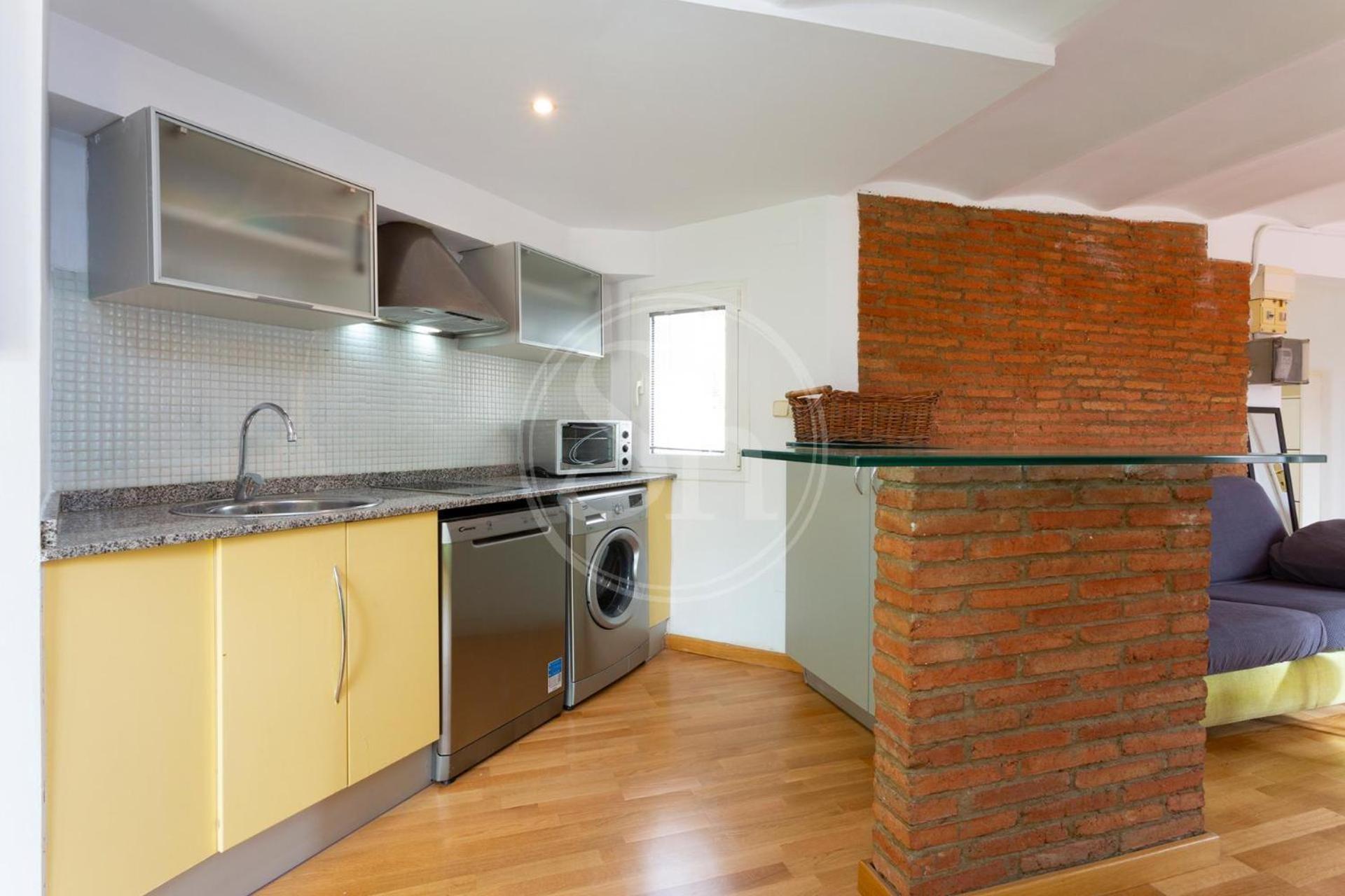 Con Terraza En Eixample Apartament
